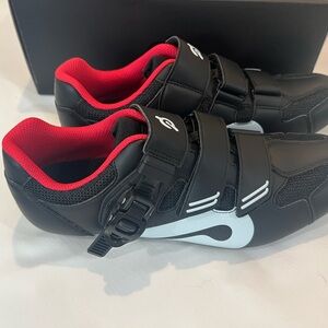 Peloton Cycling Shoes NEW Sz 41